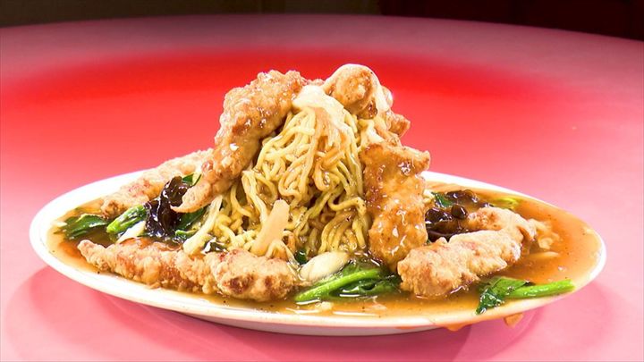 3月24日放送の「ヒューマングルメンタリー オモウマい店」に登場するミンミンの「鶏焼きそば」（中京テレビ提供）