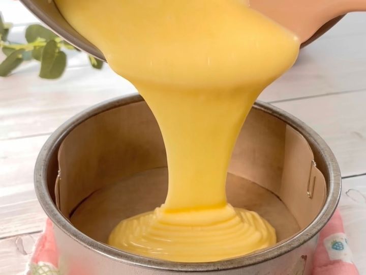 いちごヨーグルトケーキ