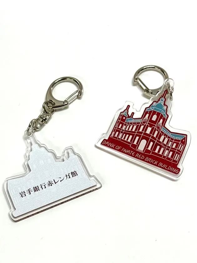 アクリルキーホルダー 700円（税込）