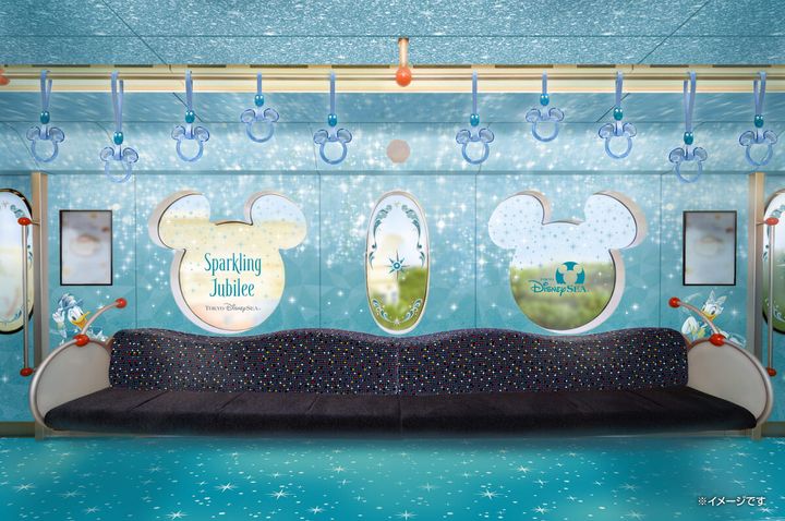 ラッピングモノレール「東京ディズニーシー25周年“スパークリング・ジュビリー”ライナー」2