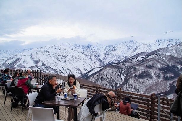 北アルプスの絶景が望める「HAKUBA MOUNTAIN HARBOR」