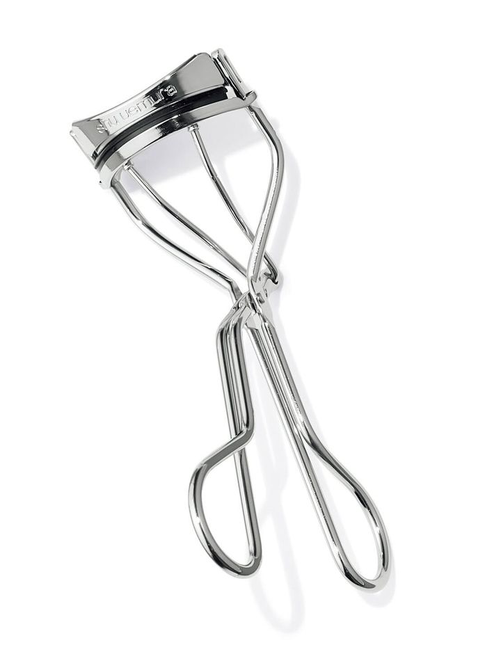 〈シュウ ウエムラ〉のアイラッシュカーラーW