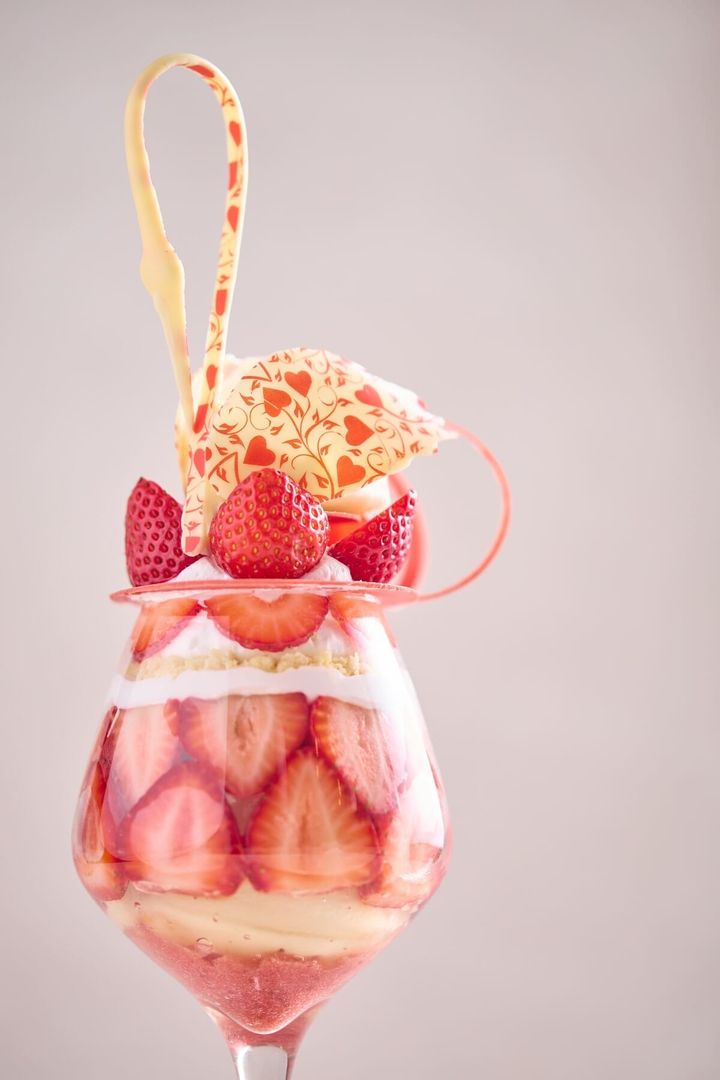 浦安ブライトンホテル東京ベイ「シルフ」スワンパフェ ～あまおう苺～02