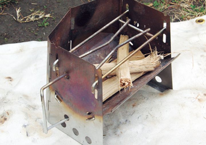 シーズン間近！ ハンターカブに最適！編集部厳選の「軽量・コンパクト」なキャンプギア活用術