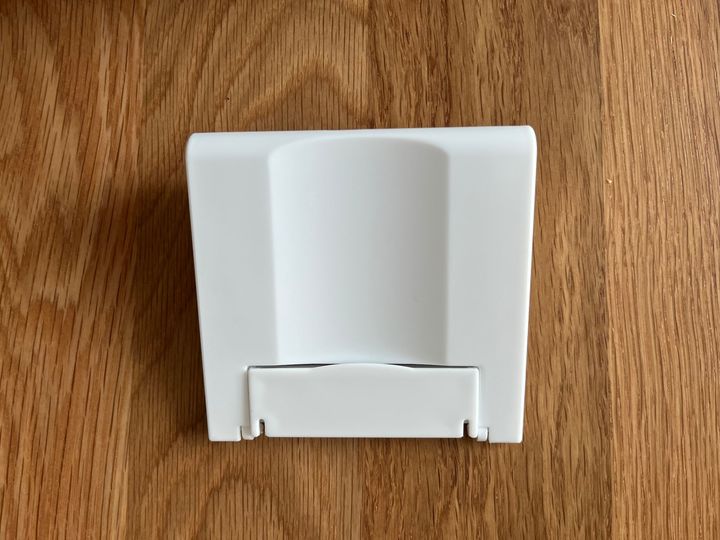 100均のタブレットスタンドが意外と便利！ダイソー・セリア・キャン★ドゥの売り場をチェック