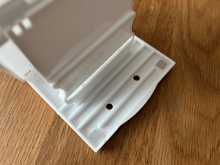 100均のタブレットスタンドが意外と便利！ダイソー・セリア・キャン★ドゥの売り場をチェック