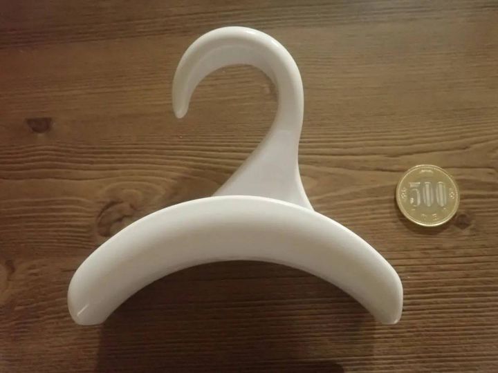 DAISO(ダイソー)：バッグハンガー