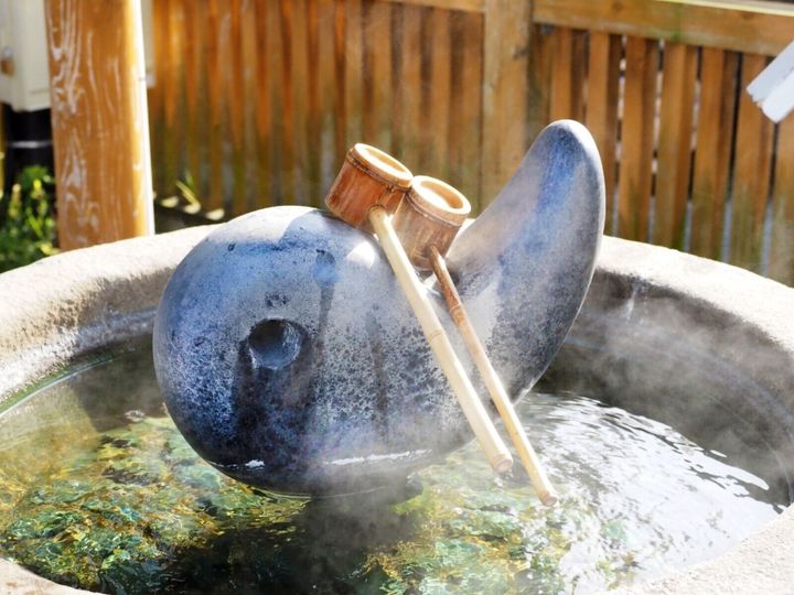 All About ニュース編集部が全国250人を対象に実施した「温泉に関するアンケート」の調査結果から、日本百名湯の中で、好き＆行ってみたい「中国・四国地方の温泉」ランキングを発表！ 2位「玉造温泉」を抑えた1位は？