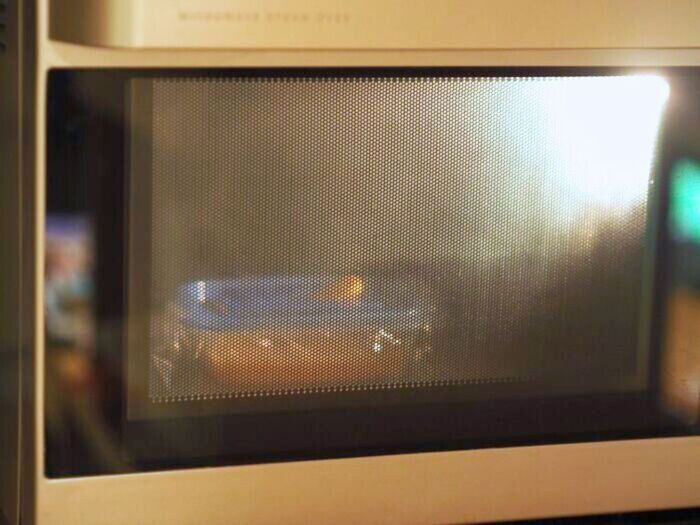 フライパンは使いません。タッパーで『卵焼き』ができちゃった！ここまで簡単にできるとは…！