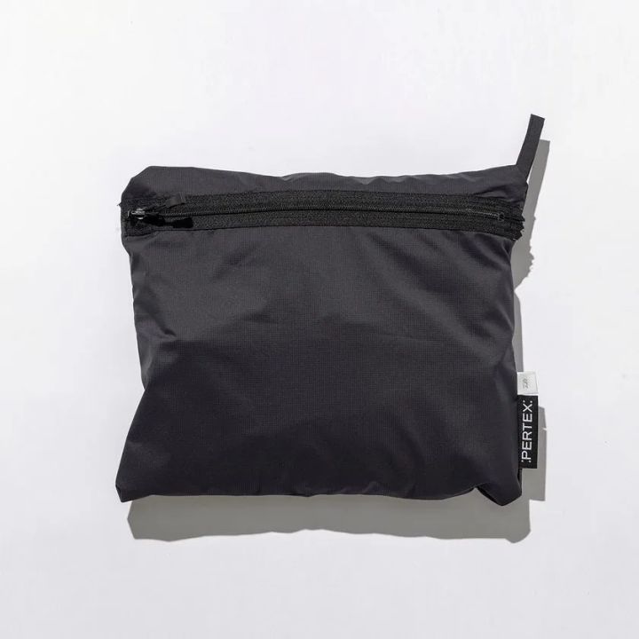 PERTEX PCS SMOCKのパッカブル収納状態