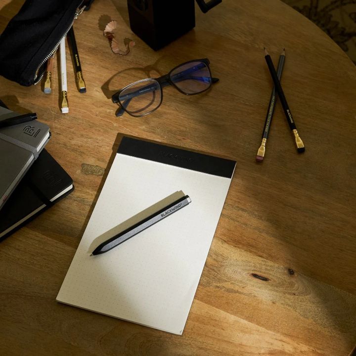 BLACKWINGの文具セット俯瞰