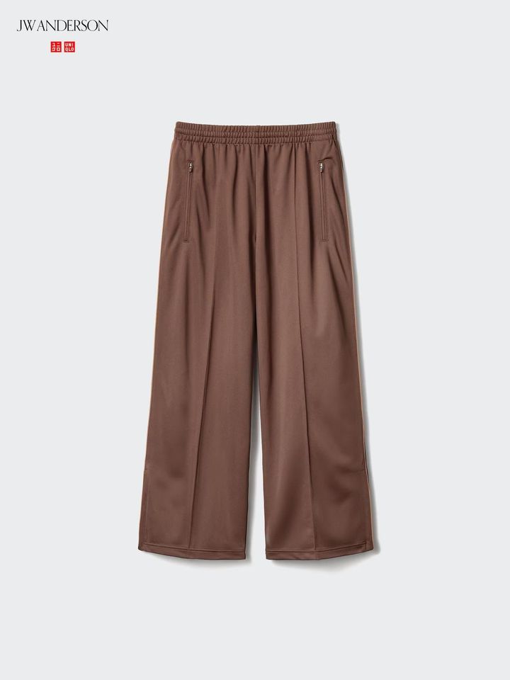 画像2: 出典：ユニクロ