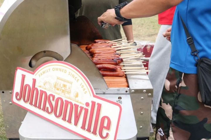 車両展示エリア