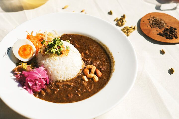 手しごとの温もりに触れる、丸子の旅。静岡のおいしいモノ・体験・お土産がそろう「駿府の工房 匠宿」