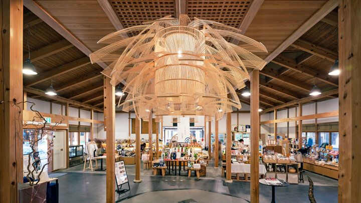 手しごとの温もりに触れる、丸子の旅。静岡のおいしいモノ・体験・お土産がそろう「駿府の工房 匠宿」