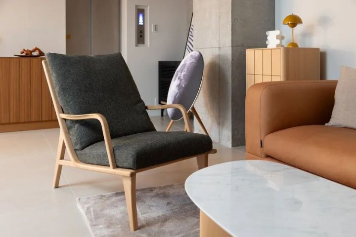 ハイバックラウンジチェア