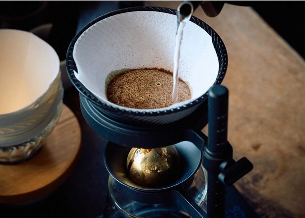 よりクオリティの高いものを出すため、開業前には「テ」のヒロさん指導のもとドリップやエスプレッソを学んだ