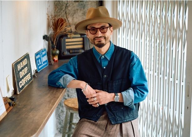 店主の前田伸一さん。コロンビアの農園に出向くなど、生産者の思いまで理解し、伝えることを重視している