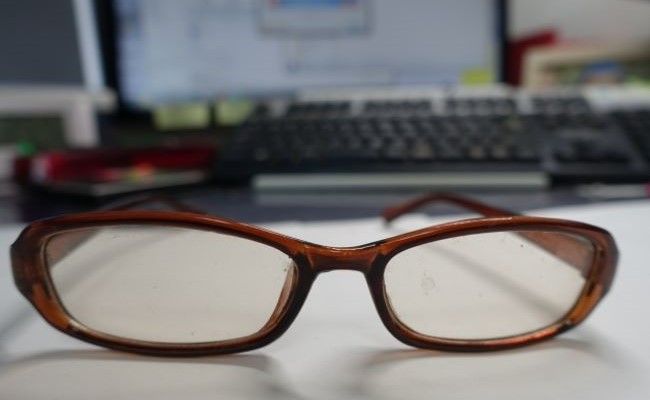 ブルーライトカットの老眼鏡