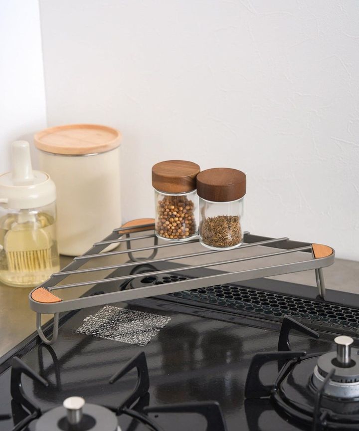 画像1: 出典：3COINS