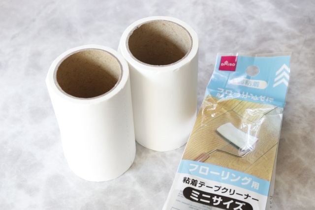 ダイソー お掃除グッズ 粘着テープ フローリング用