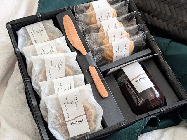 和洋折衷マドレーヌMONAKA 中身