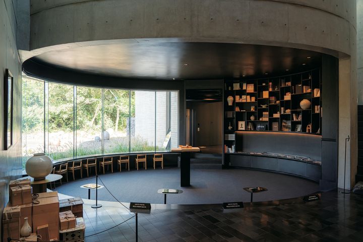 伊丹潤美術館 1.png