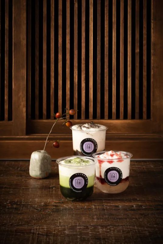 門藤の抹茶・ほうじ茶・いちごのわらび餅カップスイーツ3種