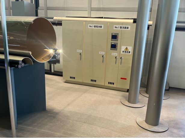 「TAKANAWA GATEWAY CITY ロボットフェス」では実際に「IBIS 2」が設備を模したセット内で点検飛行する様子を見ることができた