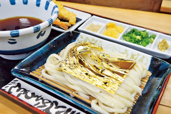こんぴらうどん参道店の「こんぴら金箔うどん」