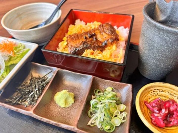 焼肉家蔵 和牛かばやき～信州プレミアム和牛蒸し～