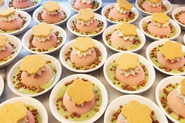 ストロベリーと玄米のケーキ