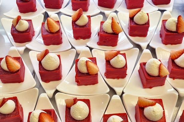 レモンケーキ 緑茶シャンティとストロベリー