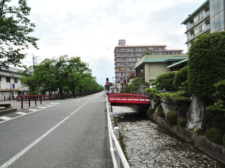 All About ニュース編集部は「名湯百選」に関するアンケート調査を実施。「名湯百選の中で、好き＆行ってみたい山梨県の温泉」ランキングで1位に選ばれたのは？