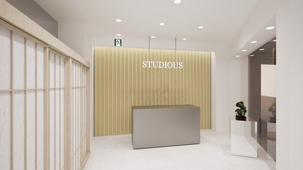 【東京都港区】「STUDIOUS」が六本木ヒルズにWOMENSの単独店舗出店！「AKIRANAKA」の別注アイテムも