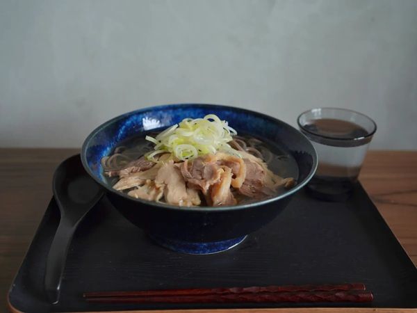 【東京都千代田区】山形名物「冷たい肉そば」が味わえる「肉そば藤七 半蔵門店」オープン！