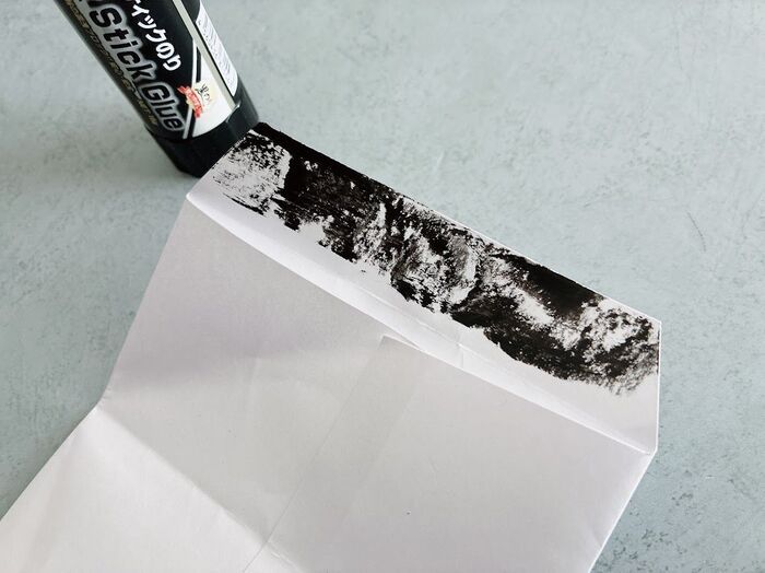 【セリア】黒いだけでしょ？NO！めんどくさい作業がひと塗りで終了しちゃうスーパーアイテムでした！