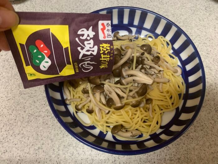 いつも使う『粉末スープ』の意外な使い方！「おいしくて驚き♡」実は調味料として使うのも大正解でした♪