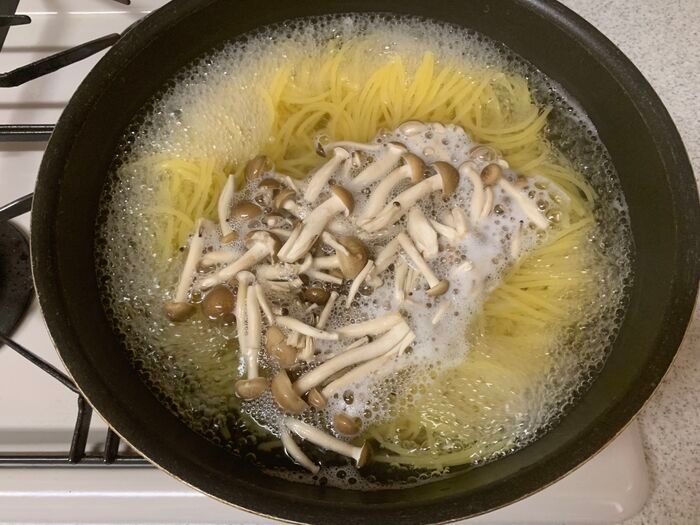 いつも使う『粉末スープ』の意外な使い方！「おいしくて驚き♡」実は調味料として使うのも大正解でした♪