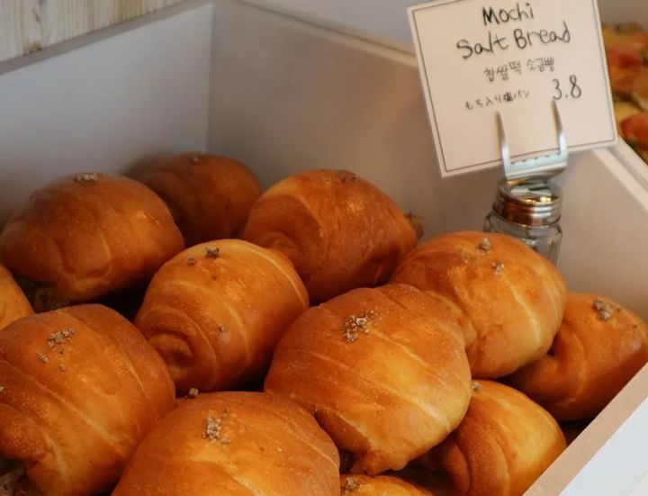 もちパン（380円）