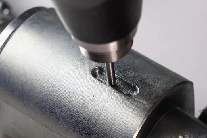 狭隘部の硬さ測定