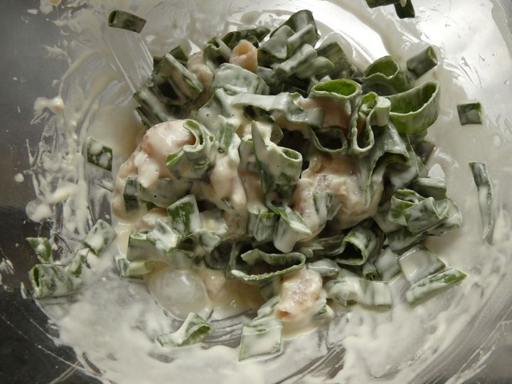 サックサク！「鶏肉と新玉ねぎの葉のかき揚げ」