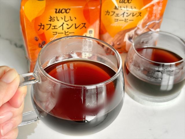『UCC おいしいカフェインレスコーヒー』３