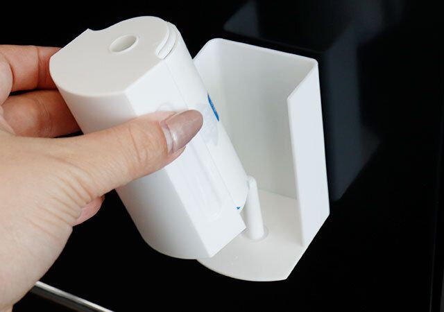 100均 ダイソー 京都芸術大学コラボ コロパクト クリーナー スライド式 便利