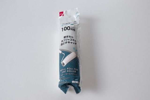 ダイソー 粘着テープクリーナー スペアテープ 幅寄せ粘着 パッケージ