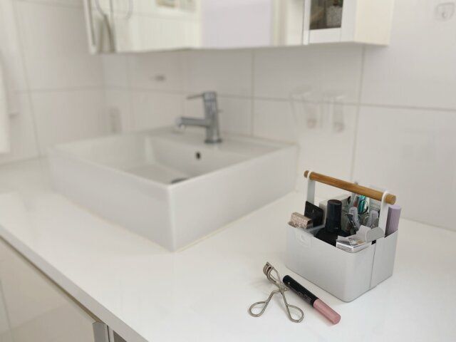 ミニマリスト シンプルな生活 手放せるアイテム ドレッサー 洗面台 コスメ