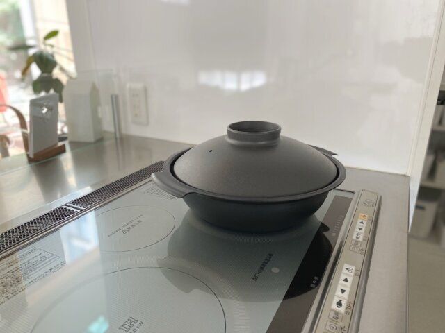 ミニマリスト シンプルな生活 手放せるアイテム 土鍋