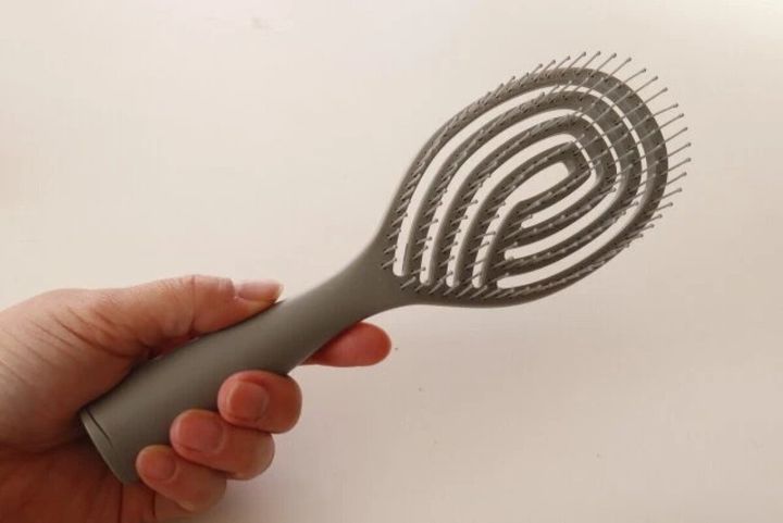 ダイソー 乾きやすいブローブラシ