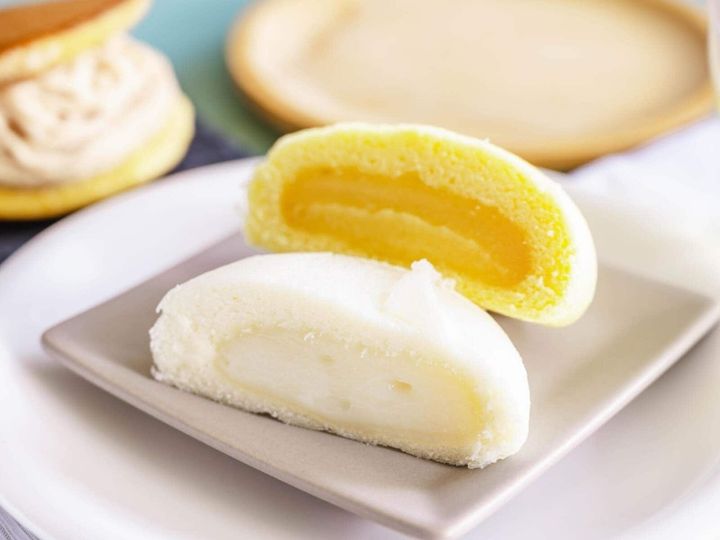 All About ニュース編集部が全国200人を対象に実施した「お土産に関するアンケート」の調査結果から、新年度のあいさつで贈りたい「栃木県のお土産」ランキングを発表！ 2位「御用邸の月」を抑えた1位は？ ※画像はイメージです