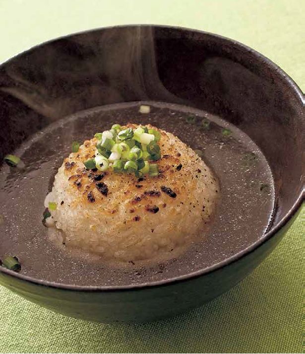 鍋のシメは… （C）レタスクラブ編集部